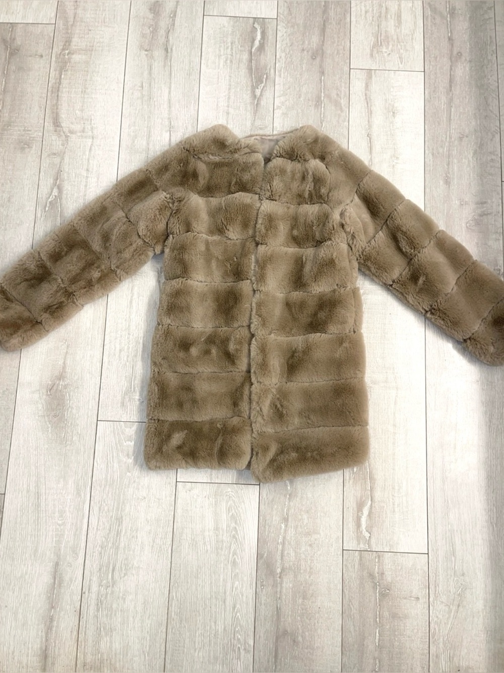Lux Faux Fur Bubble Coat Tan Brown Women's Jacket Thigh Length XS/S-Never Worn